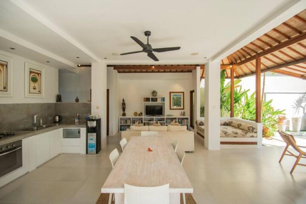 Villa Shanti, Sitara Villa Group Семиняк Екстериор снимка