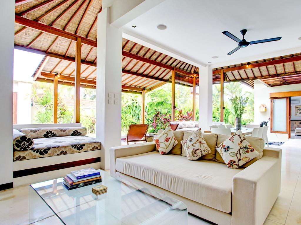 Villa Shanti, Sitara Villa Group Семиняк Екстериор снимка